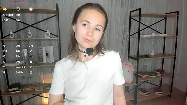 Snapshot of Crysta1Eva_ chatting on June 13, 7:34 pm Crysta1Eva online show from June 13, 7:34 pm