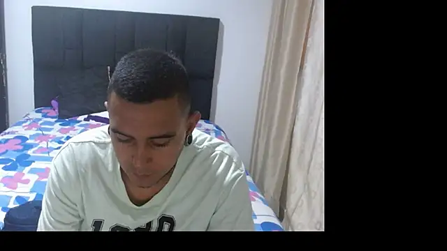 Carlandelli1 online show from October 30, 2:02 am