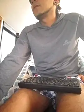 Carlandelli1 online show from February 5, 1:27 pm