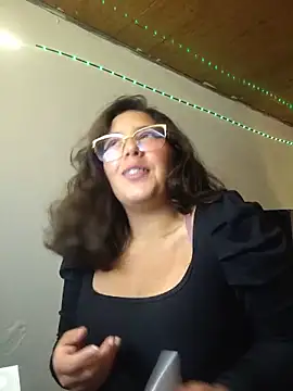 Snapshot of Pao_Ly chatting on June 1, 12:29 pm Pao Ly online show from June 1, 12:29 pm