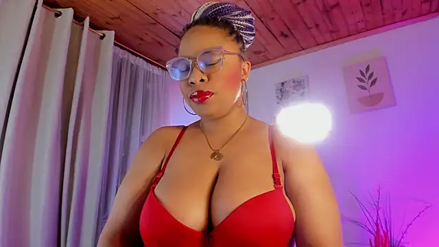 Lauraricci   online show from July 15, 3:34 am