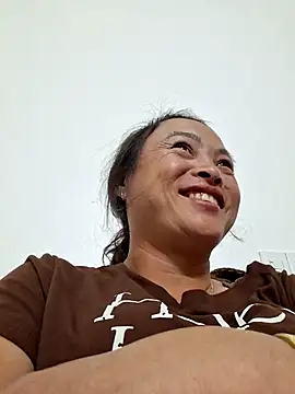 xuxulovezz online show from November 27, 12:18 pm