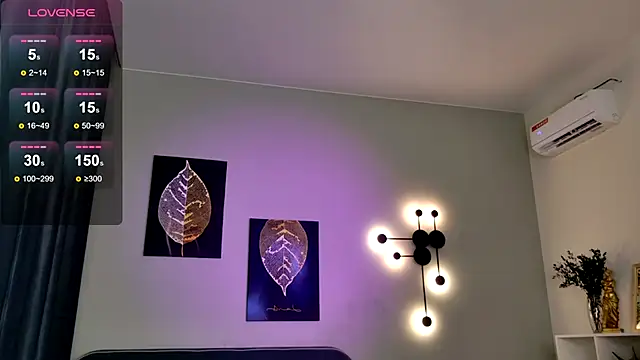 CleoStringer online show from November 18, 6:07 am