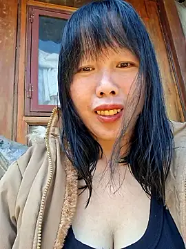 helenzz online show from November 23, 3:28 am