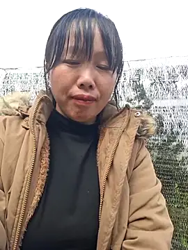 helenzz online show from December 20, 4:19 am