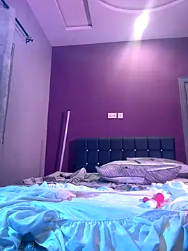 Zola Nooryi online show from October 2, 1:01 am