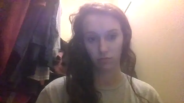 Snapshot of brunettebabexo3 chatting on May 21, 12:34 pm brunettebabexo3 online show from May 21, 12:34 pm