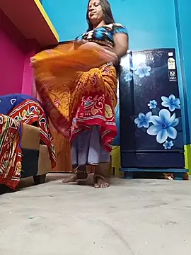 reya743 online show from March 9, 4:33 pm