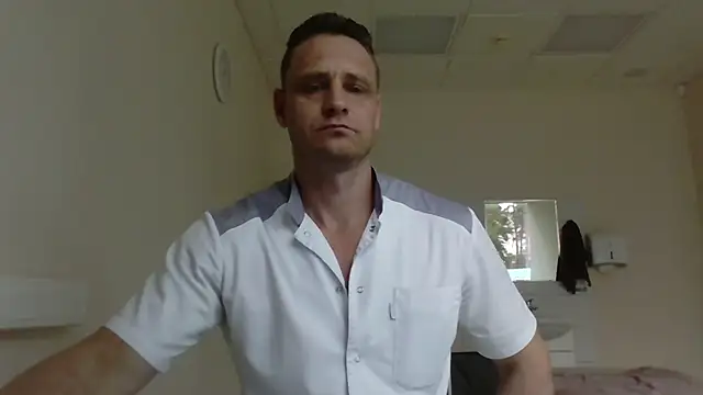 Snapshot of Freeze_Fire chatting on October 26, 10:32 am Freeze Fire online show from October 26, 10:32 am
