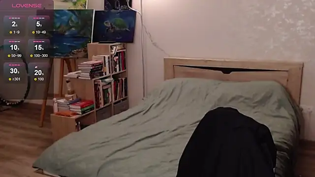 Snapshot of bbJ_one chatting on October 26, 2:01 pm bbJ one online show from October 26, 2:01 pm