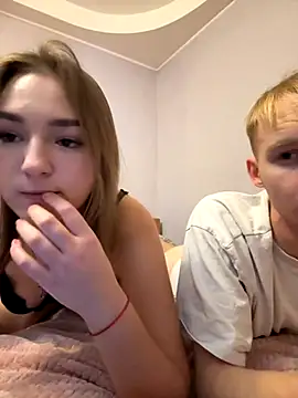 Snapshot of LinChka5789 chatting on October 14, 9:15 pm LinChka5789 online show from October 14, 9:15 pm