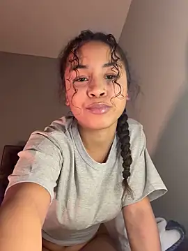 OliviaAshhh online show from November 29, 1:08 am