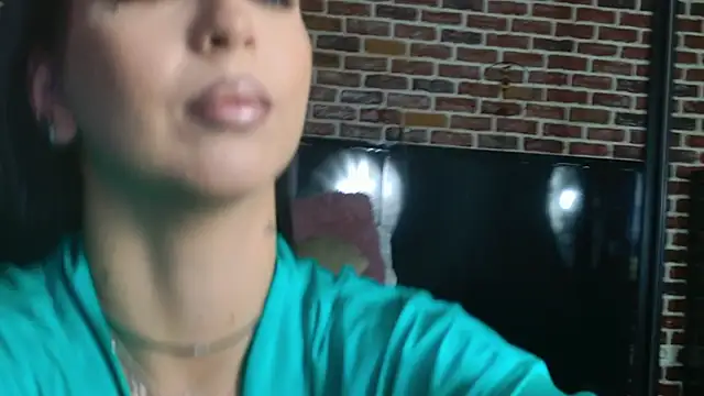 Snapshot of MeganSin_ chatting on October 15, 4:34 am MeganSin online show from October 15, 4:34 am
