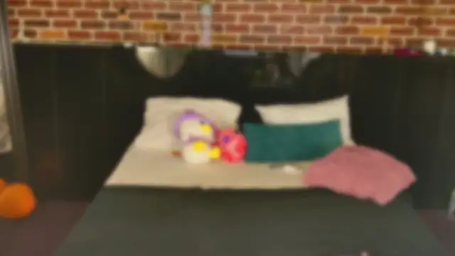 Snapshot of MeganSin_ chatting on November 15, 5:49 am MeganSin online show from November 15, 5:49 am