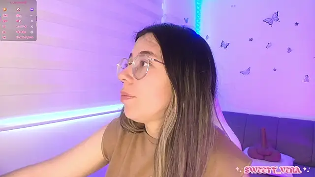 Snapshot of sweettvera chatting on June 8, 12:16 pm sweettvera online show from June 8, 12:16 pm