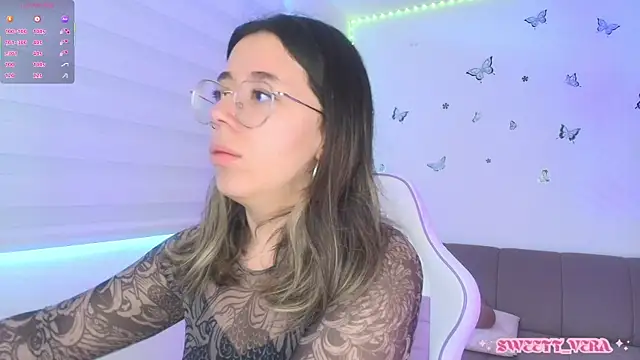 Snapshot of sweettvera chatting on June 16, 12:41 pm sweettvera online show from June 16, 12:41 pm