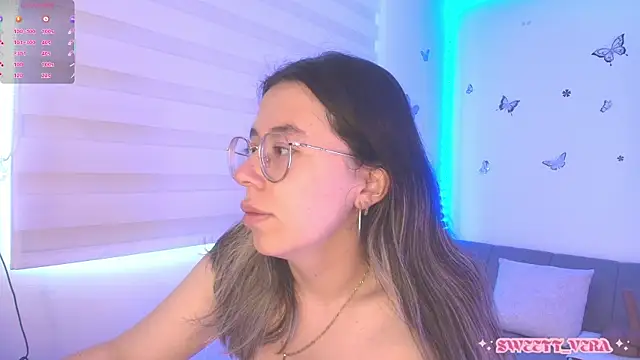 Snapshot of sweettvera chatting on July 17, 12:45 pm sweettvera online show from July 17, 12:45 pm
