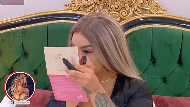 CourtneyRoses online show from November 15, 1:29 pm