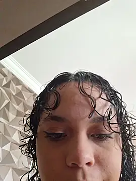 Snapshot of sweetamy326 chatting on May 24, 1:38 pm sweetamy326 online show from May 24, 1:38 pm