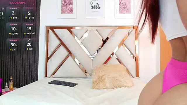 Snapshot of Lia_Roseh chatting on November 18, 8:02 pm Lia Roseh online show from November 18, 8:02 pm