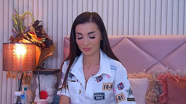 Snapshot of CindyKassidy chatting on June 6, 5:34 am CindyKassidy online show from June 6, 5:34 am