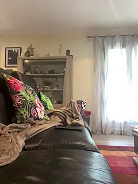 Roccobis online show from February 19, 2:02 pm