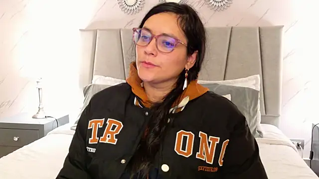 Michell Monet online show from April 26, 12:14 pm