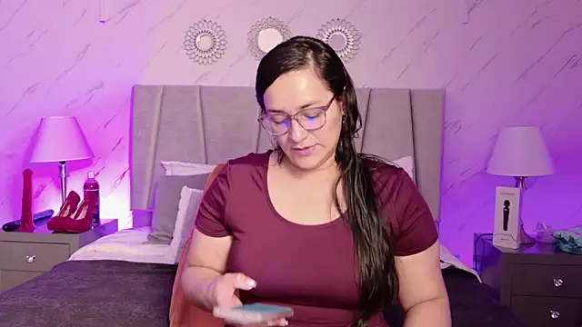 Snapshot of Michell_Monet chatting on May 20, 11:38 am Michell Monet online show from May 20, 11:38 am