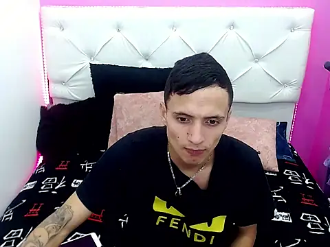 Snapshot of xx-kike-xx chatting on September 29, 2:44 pm xx-kike-xx online show from September 29, 2:44 pm
