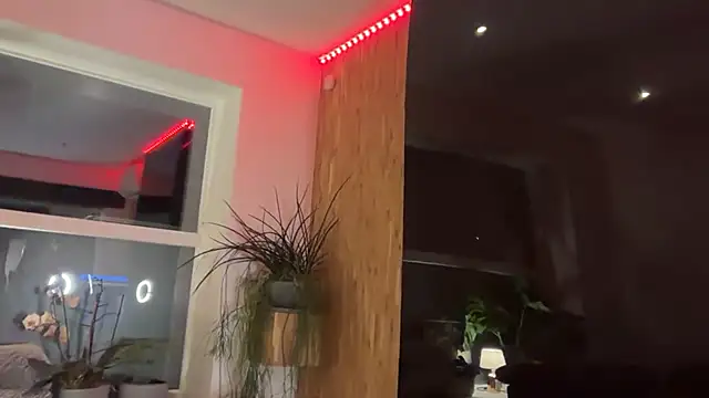 HOTkarenhot online show from October 21, 6:41 pm