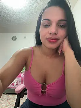 Snapshot of Anavalle chatting on May 20, 7:42 pm Anavalle online show from May 20, 7:42 pm