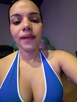 Snapshot of Anavalle chatting on May 22, 4:23 pm Anavalle online show from May 22, 4:23 pm