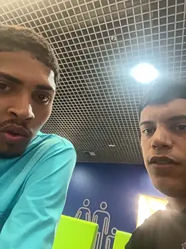 Snapshot of Nethinhoo chatting on November 1, 1:57 pm Nethinhoo online show from November 1, 1:57 pm