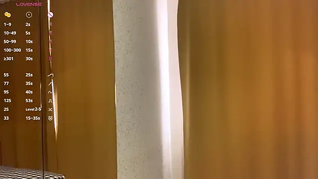 KrystinFunches online show from October 10, 9:19 am