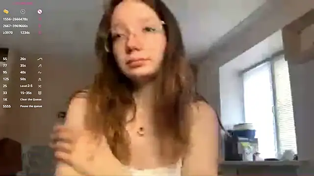 KrystinFunches online show from December 16, 7:13 am