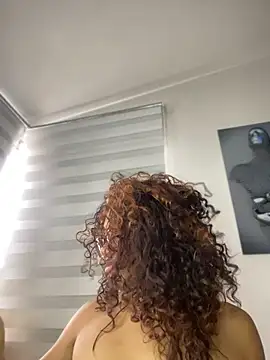 PrettyLia online show from February 20, 9:48 pm