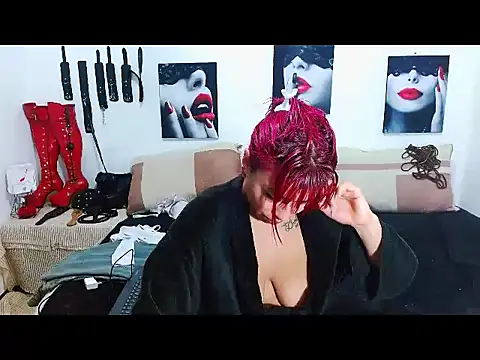 mylygrey online show from May 1, 11:48 am