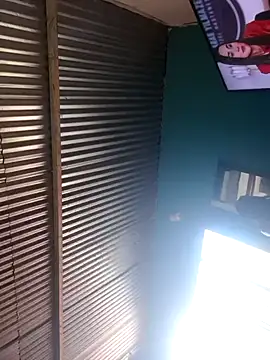 hot-mom22 online show from September 23, 12:19 pm