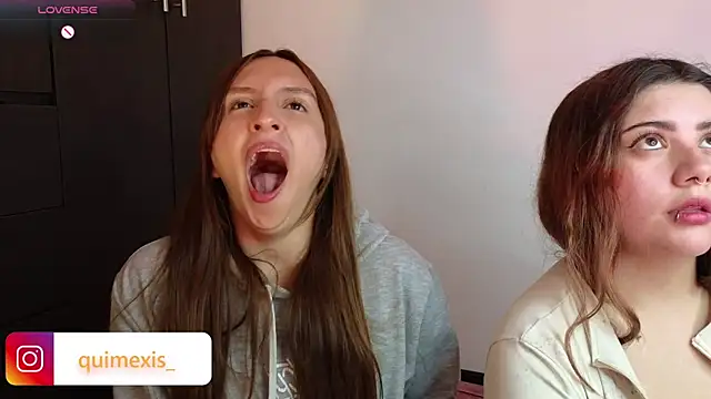 Snapshot of Quimexis chatting on February 6, 4:39 am Quimexis online show from February 6, 4:39 am