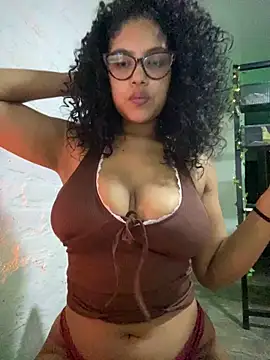 miiabrown18 online show from April 22, 1:08 am