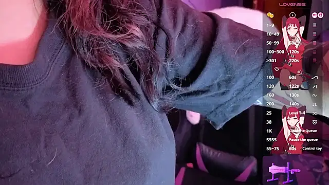 Snapshot of suzumeayaka chatting on November 10, 9:03 pm suzumeayaka online show from November 10, 9:03 pm