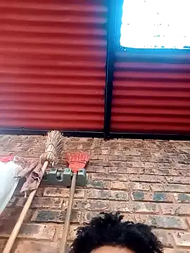 Snapshot of Goofygoody17 chatting on October 11, 12:15 pm Goofygoody17 online show from October 11, 12:15 pm