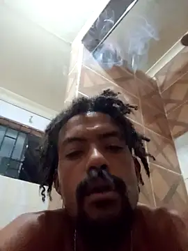 Snapshot of Goofygoody17 chatting on January 5, 6:44 pm Goofygoody17 online show from January 5, 6:44 pm