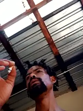 Snapshot of Goofygoody17 chatting on January 7, 10:07 am Goofygoody17 online show from January 7, 10:07 am