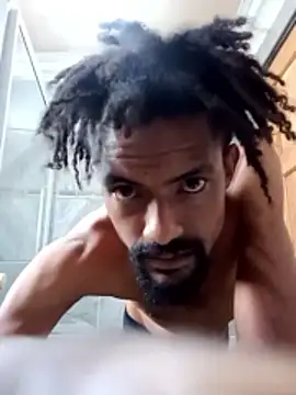 Snapshot of Goofygoody17 chatting on January 13, 10:09 am Goofygoody17 online show from January 13, 10:09 am