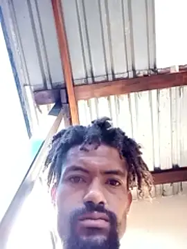 Snapshot of Goofygoody17 chatting on February 7, 5:33 am Goofygoody17 online show from February 7, 5:33 am