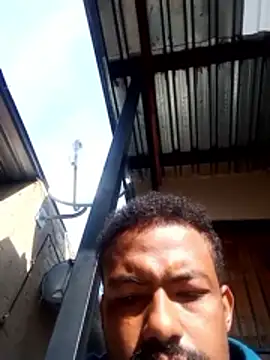 Snapshot of Goofygoody17 chatting on May 21, 7:59 am Goofygoody17 online show from May 21, 7:59 am