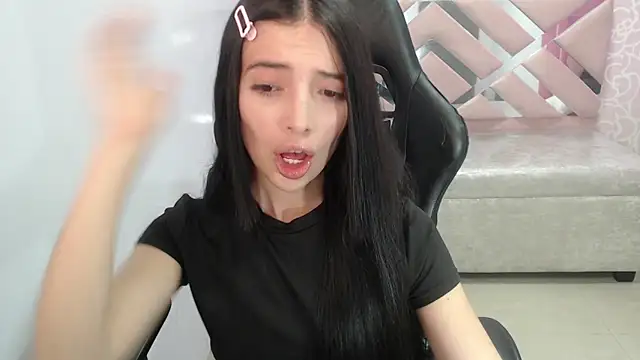 cynthia ch online show from November 9, 11:52 am