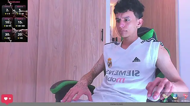 Skinny batman online show from October 1, 4:24 pm