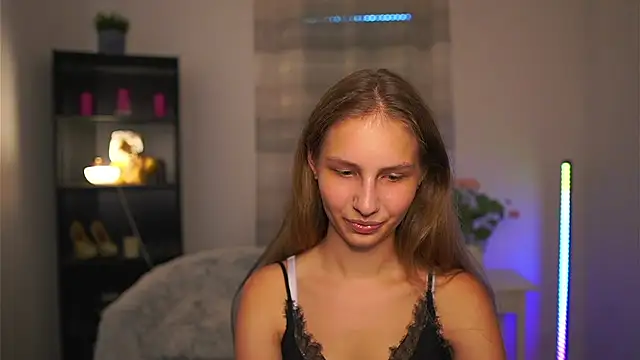 Snapshot of emmie_murray chatting on July 2, 1:17 pm emmie murray online show from July 2, 1:17 pm
